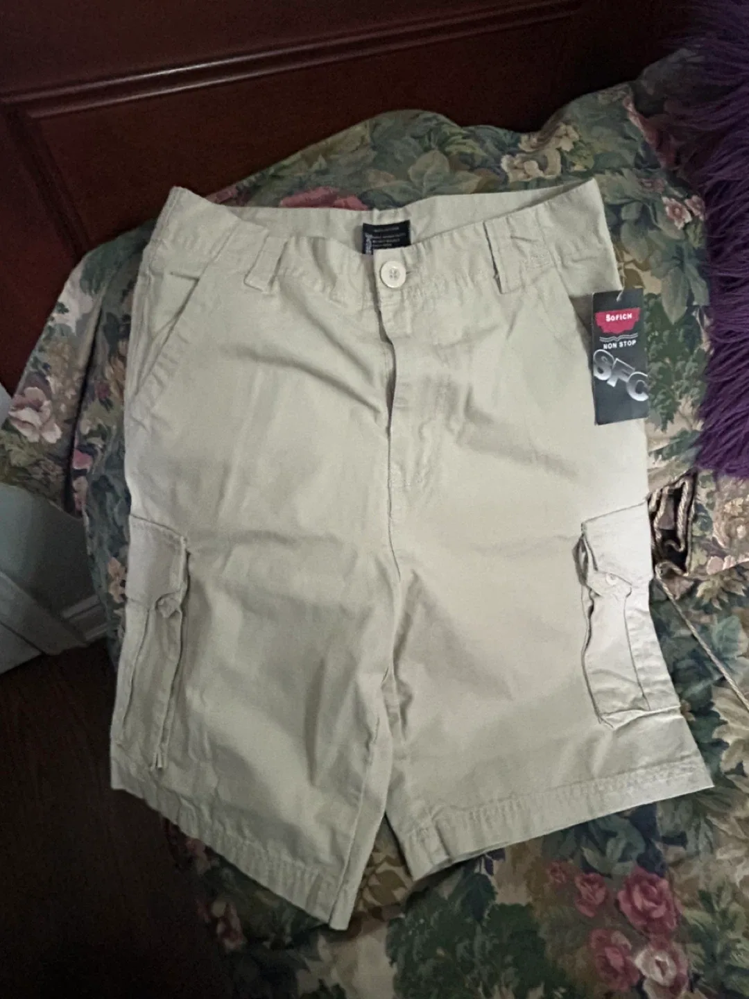 Men’s shorts various brands. Size 32 or 30 image indicator(5)