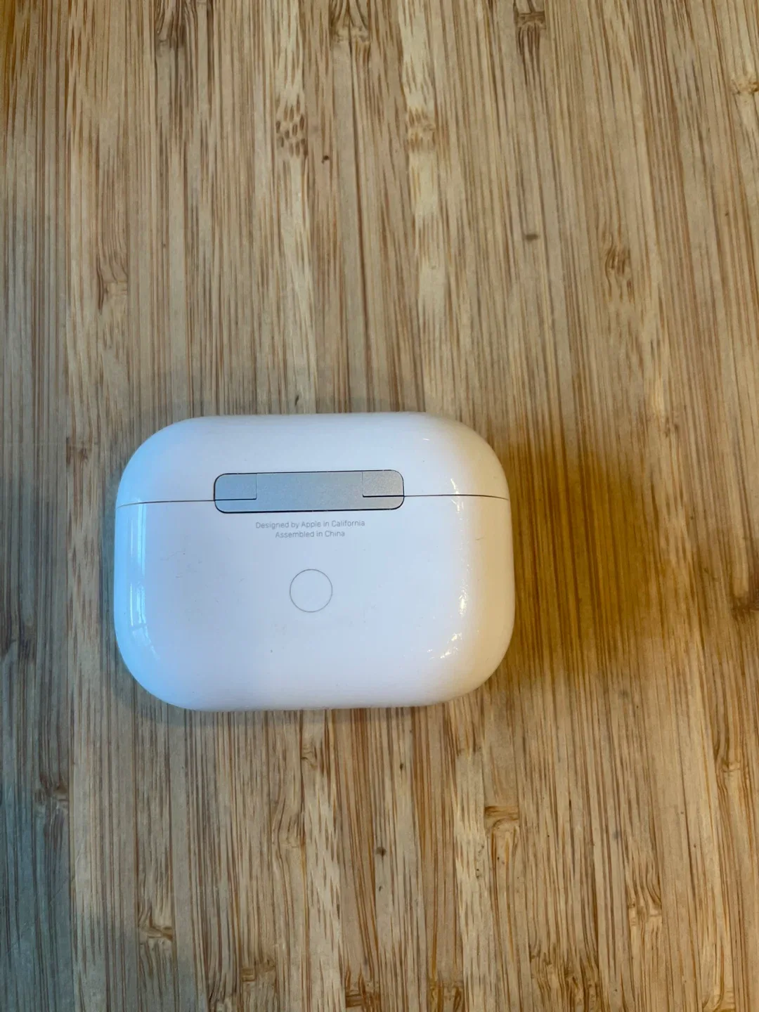 AirPods Pro Charging Case thumbnail