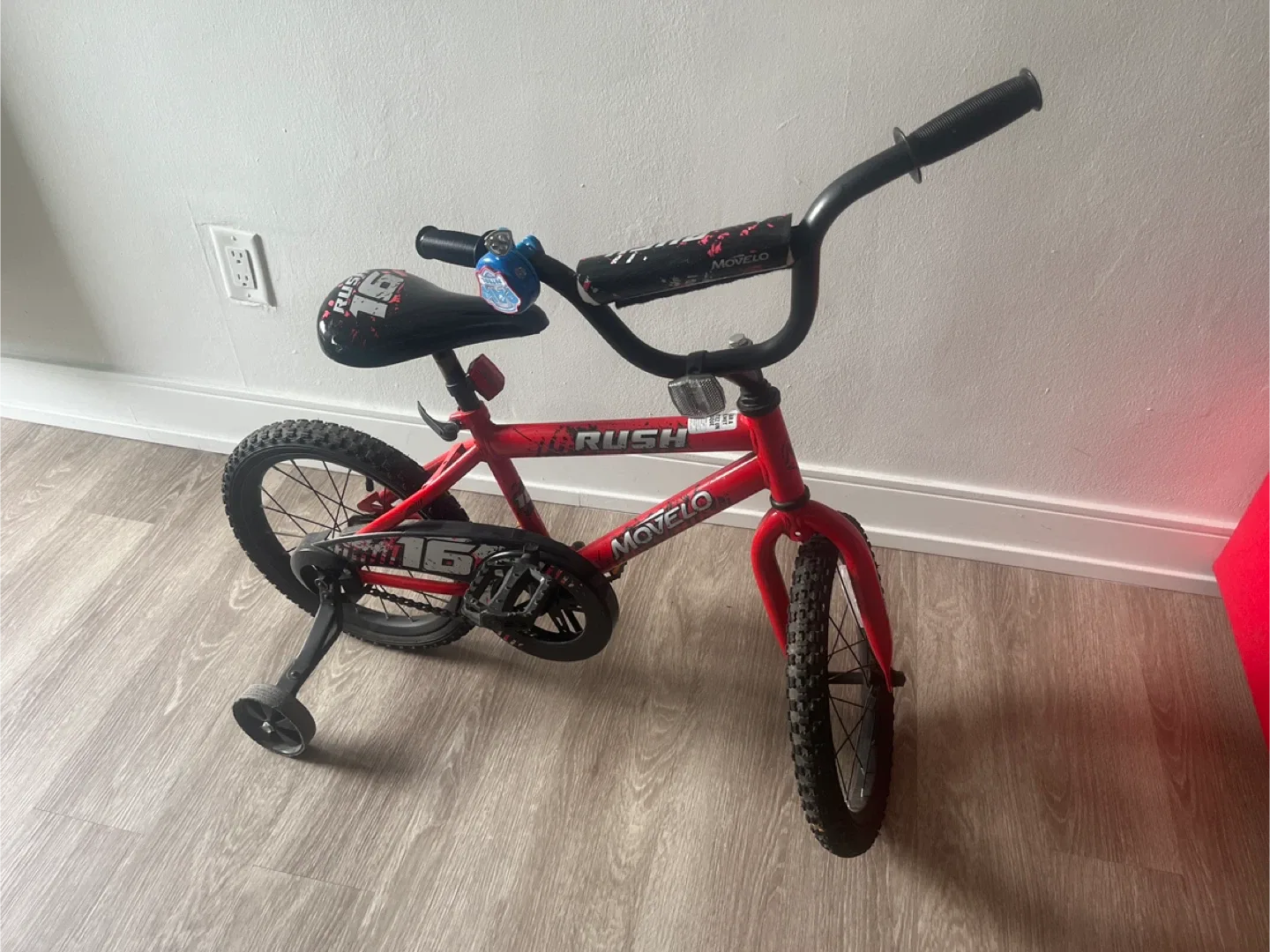 Movelo Rush 16" Kids Bike + Paw Patrol Helmet/Pads image indicator(2)