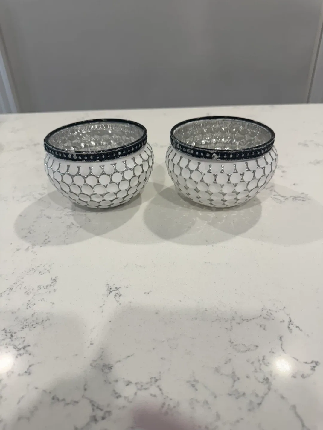Decorative Silver and White Bowls (Set of 2) image indicator(2)