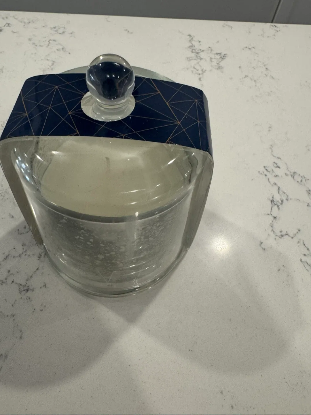 Frosted Pear Luxury Scented Candle 205g image indicator(5)