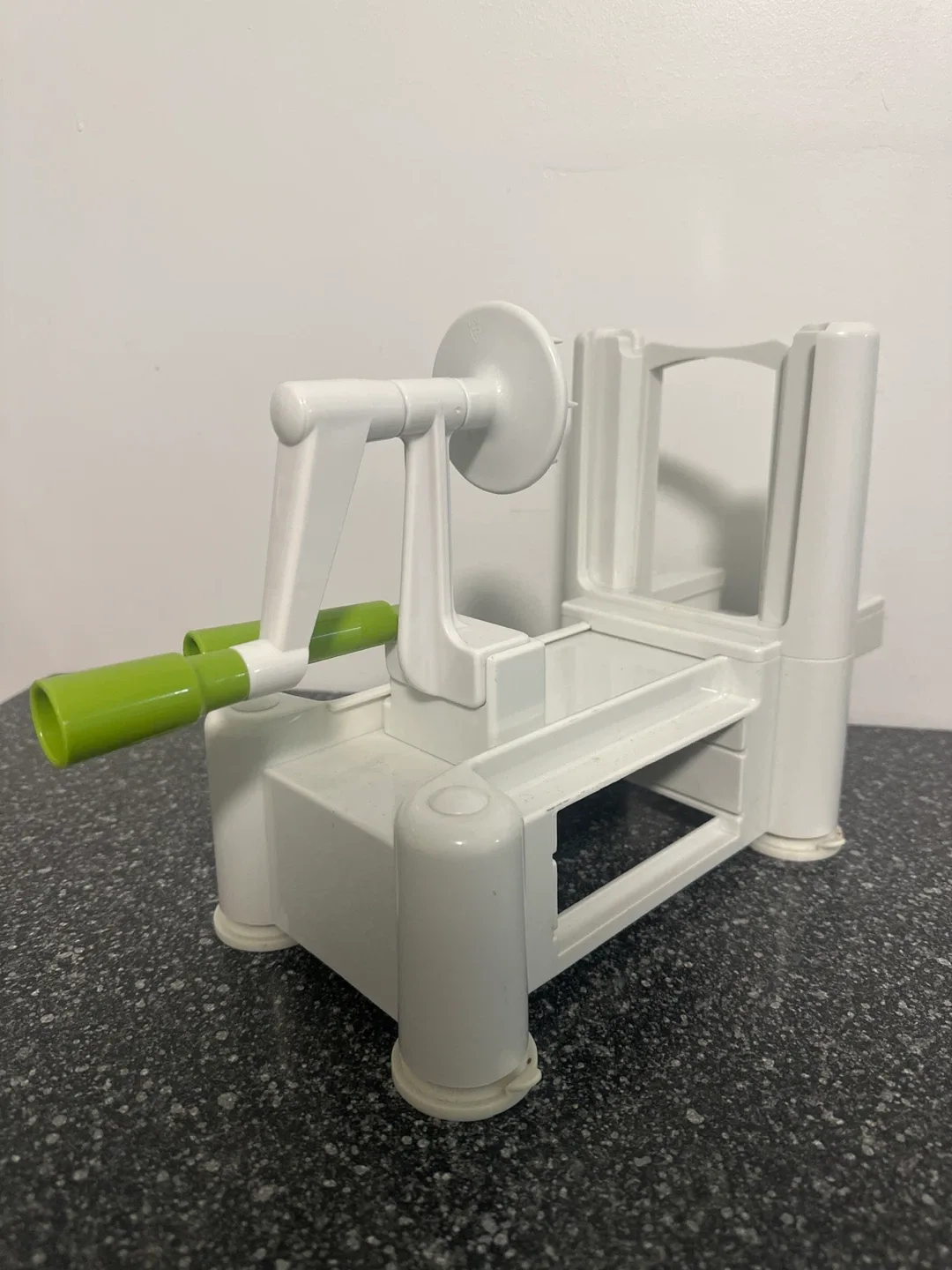 Starfrit Spiralizer with 4 Blades image indicator(4)