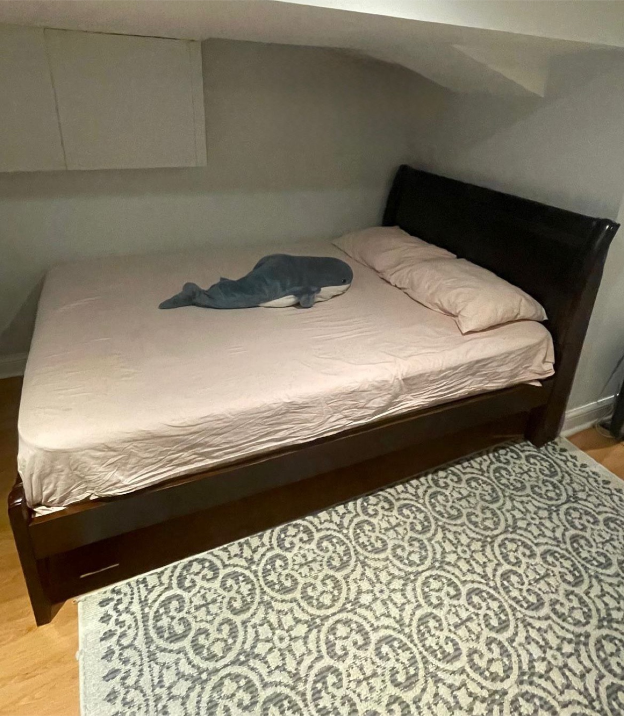 Queen Size Bed Frame - Dark Wood - photo 2