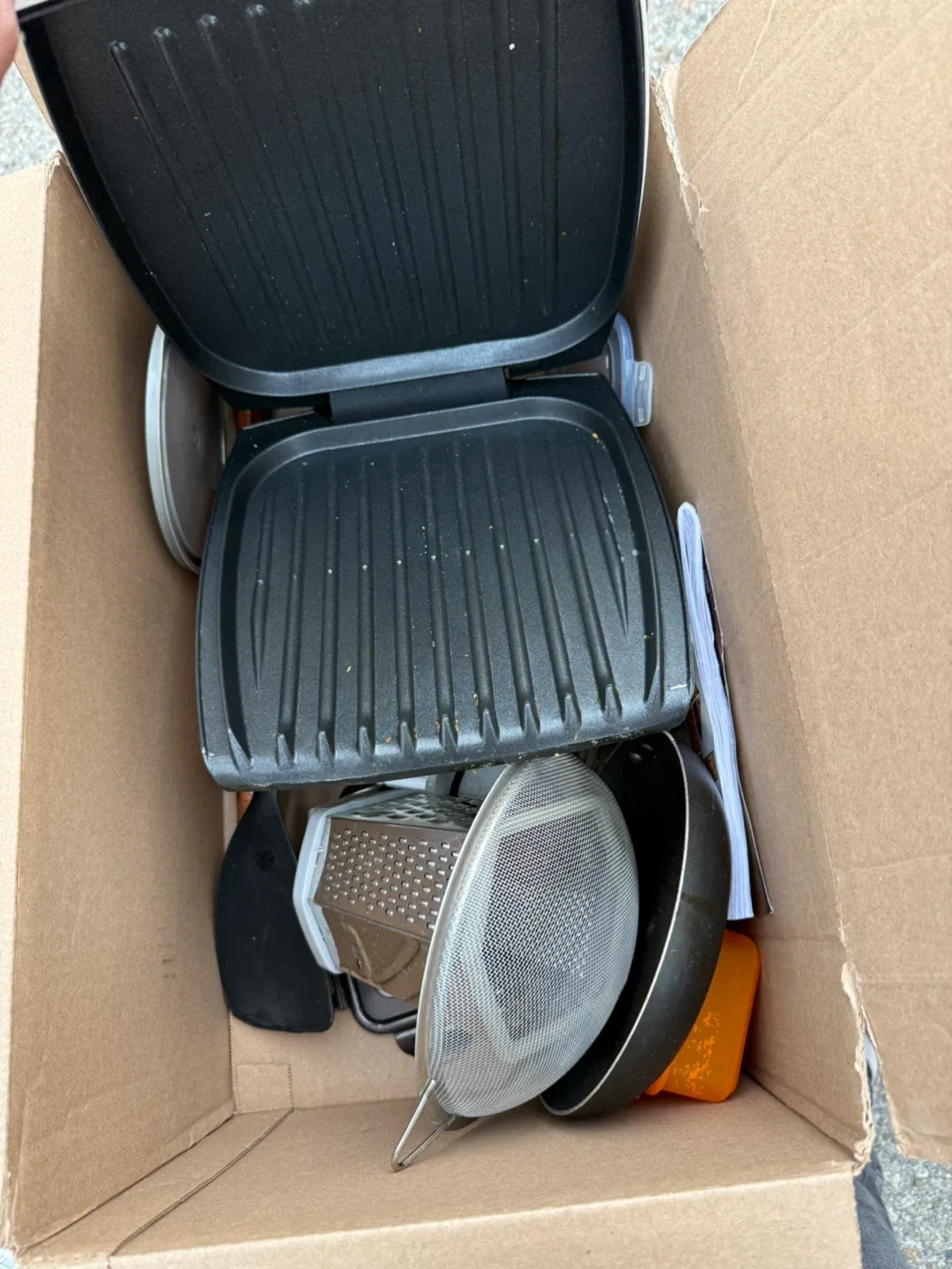 Grill & other kitchen items thumbnail