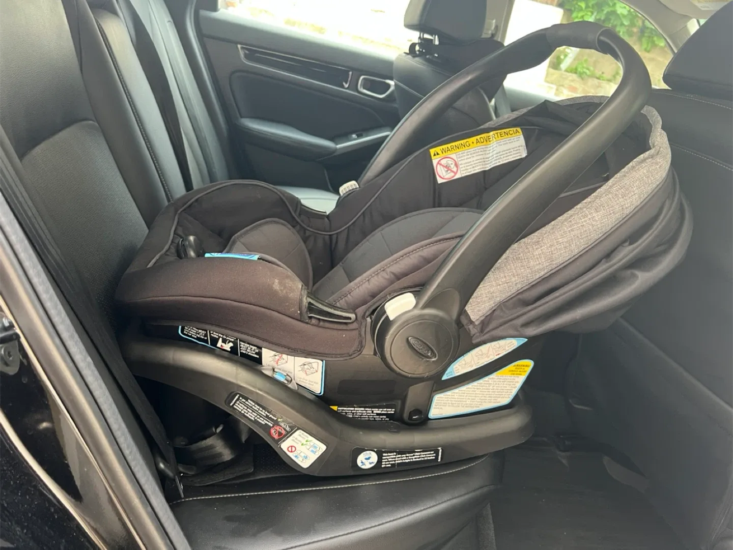 Graco SnugRide SnugLock 35 Infant Car Seat image indicator(4)