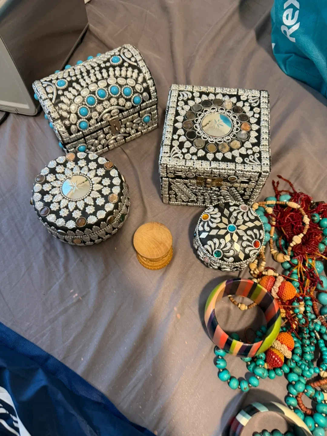 Jewelry Storage boxes & necklaces thumbnail