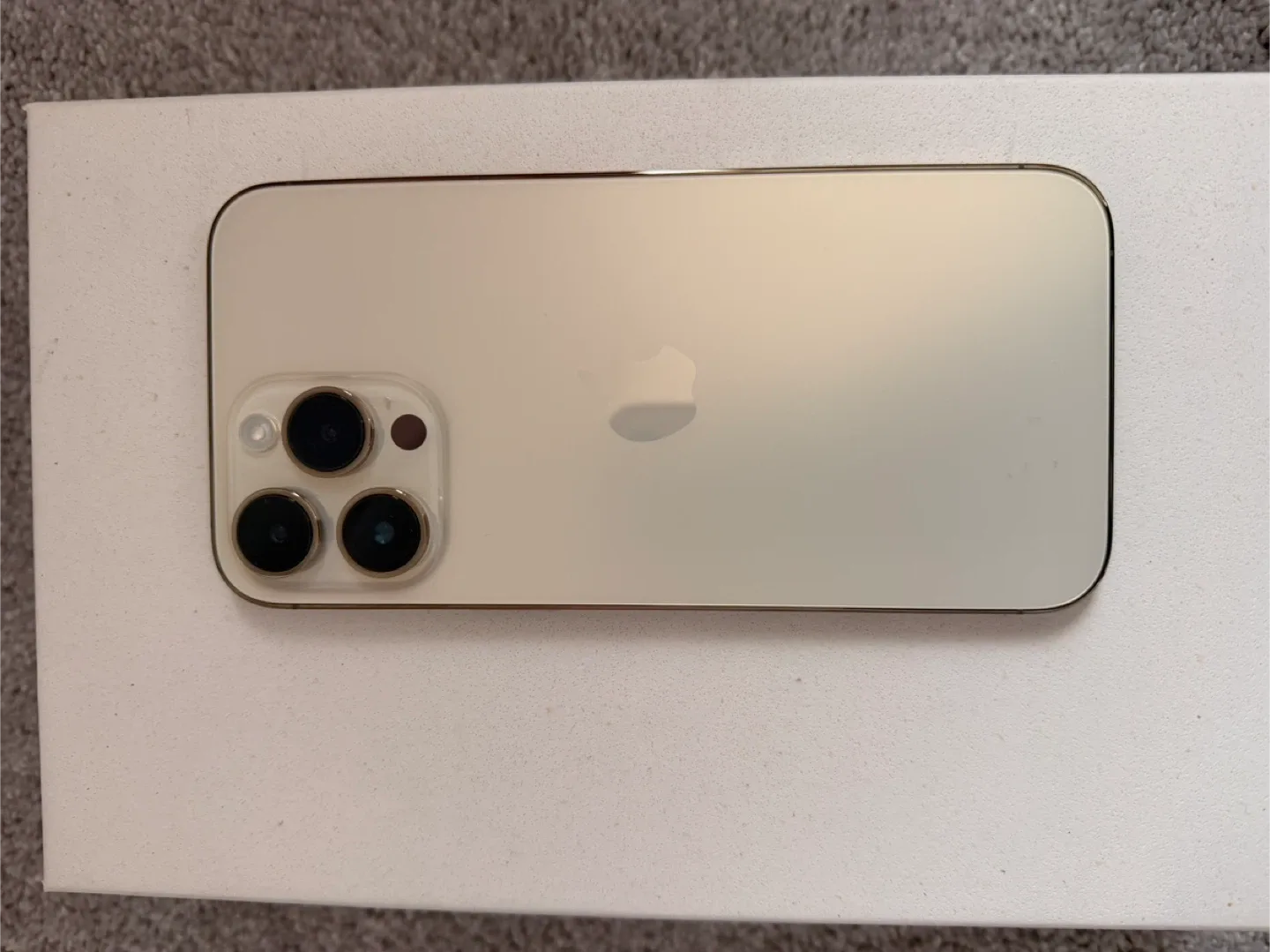 Apple iPhone 14 Pro Gold 512 GB image indicator(6)