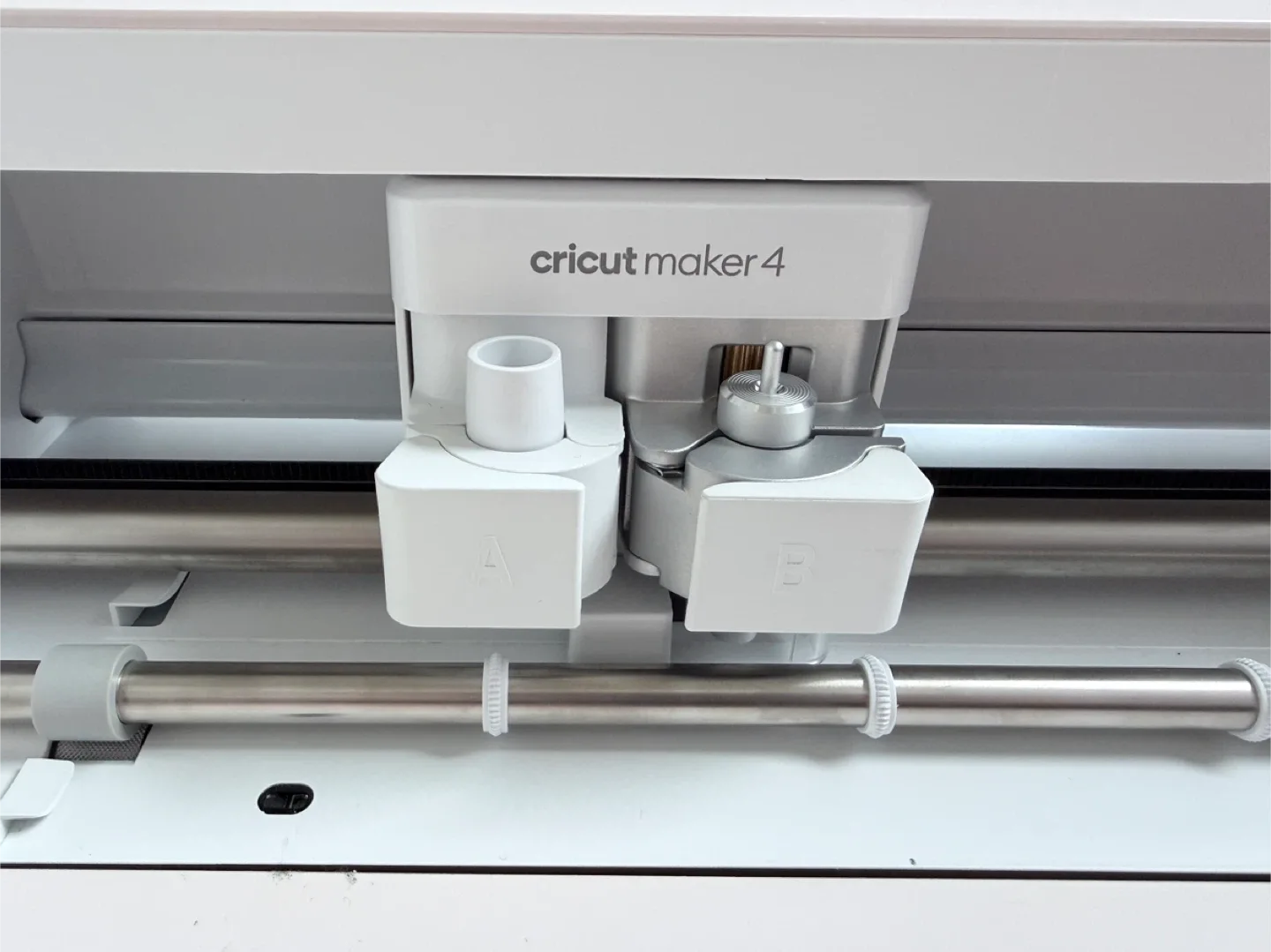 Cricut Maker 4 image indicator(3)