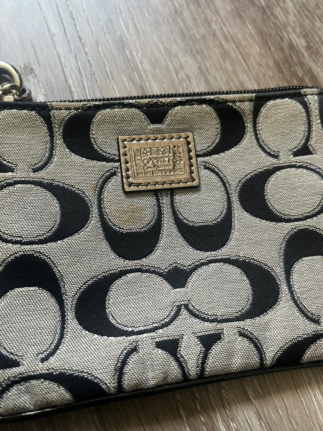 Coach Poppy Signature C Black and Grey Wristlet - photo 3