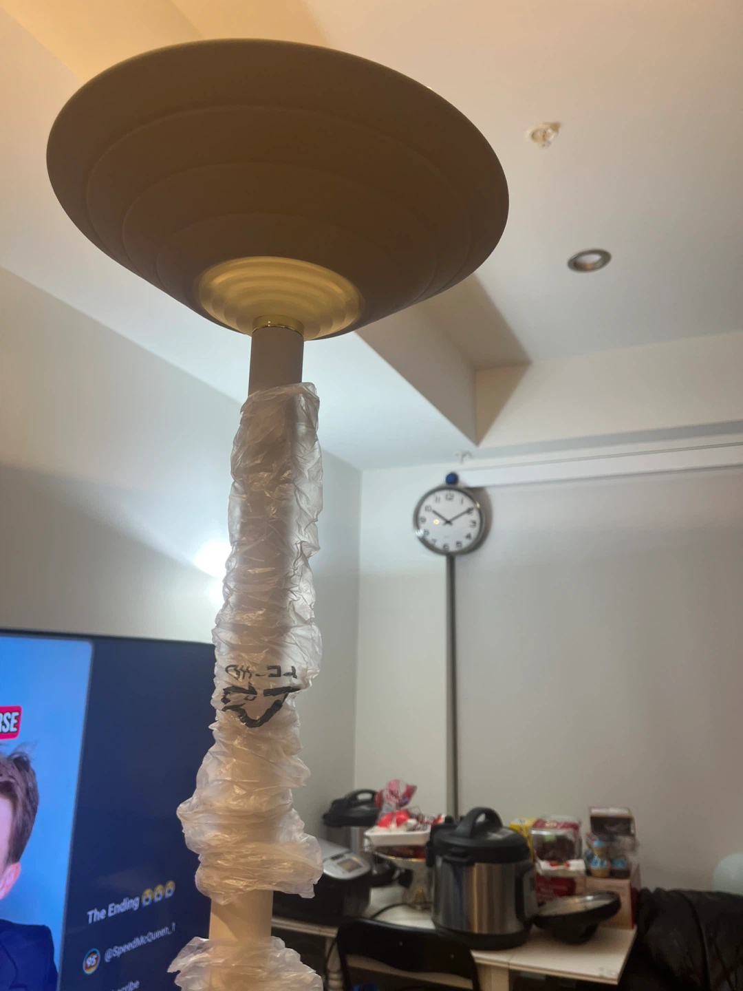Brand New Verona Stand Lamp – Model 7404 (Halogen Torchiere) - photo 2