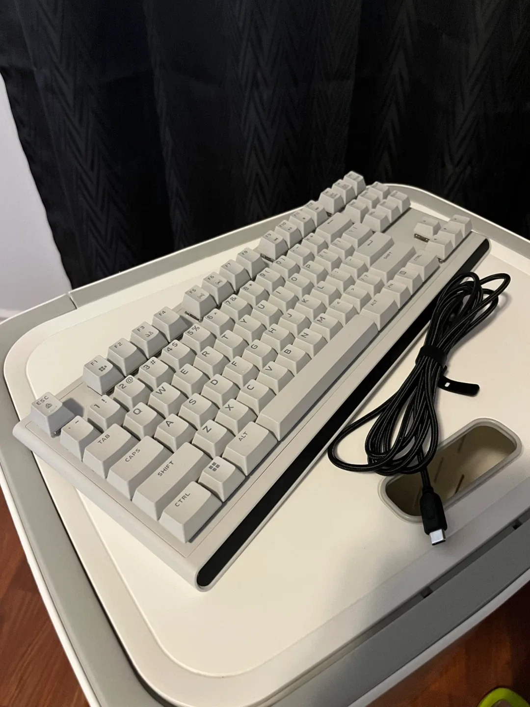 Alienware AW420K Mechanical Gaming Keyboard - White