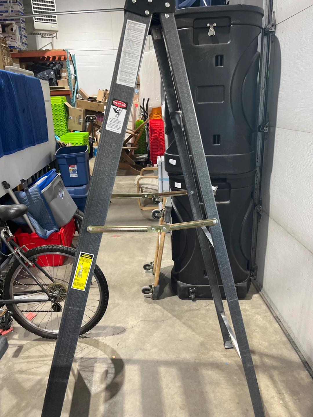Maximum 6ft Fibreglass Ladder - 250lb Capacity - photo 2