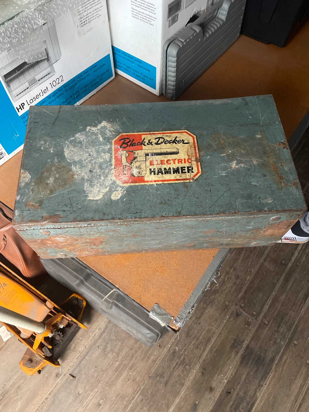 Black & Decker Electric Hammer in Metal Case - photo 2