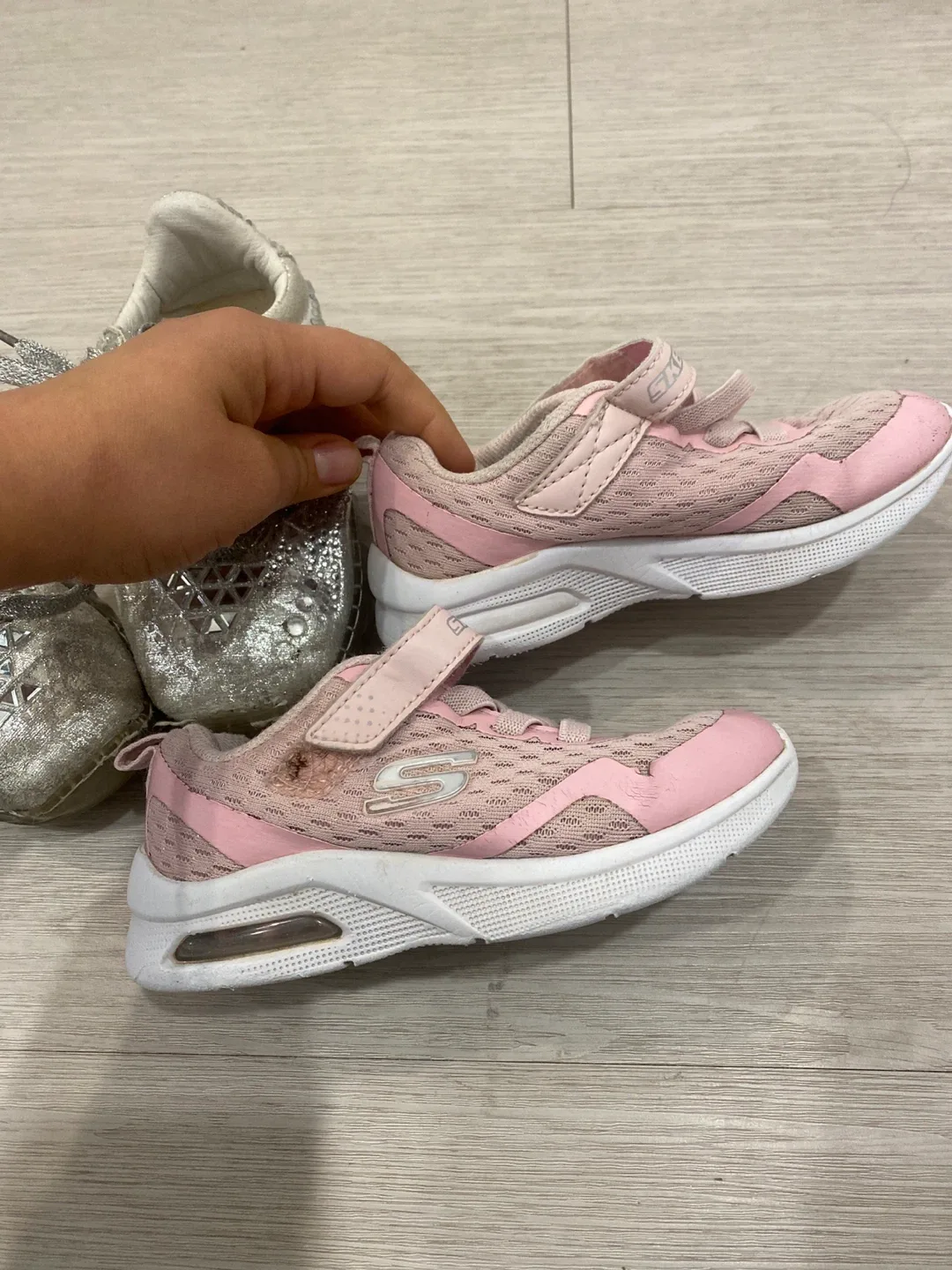 Skechers Kids' Pink Sneakers Size 10 image indicator(3)