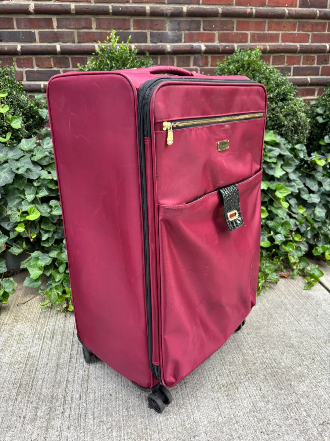 Samantha Burgundy Ultra Lightweight  Expandable Spinner luggage