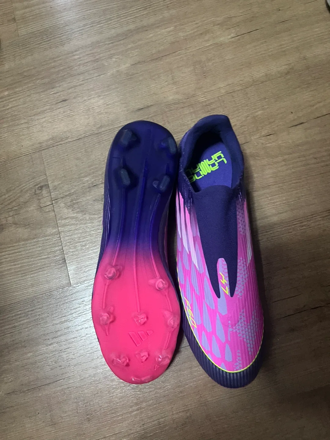 Lamine yamal Adidas X Speedportal.4 image indicator(2)