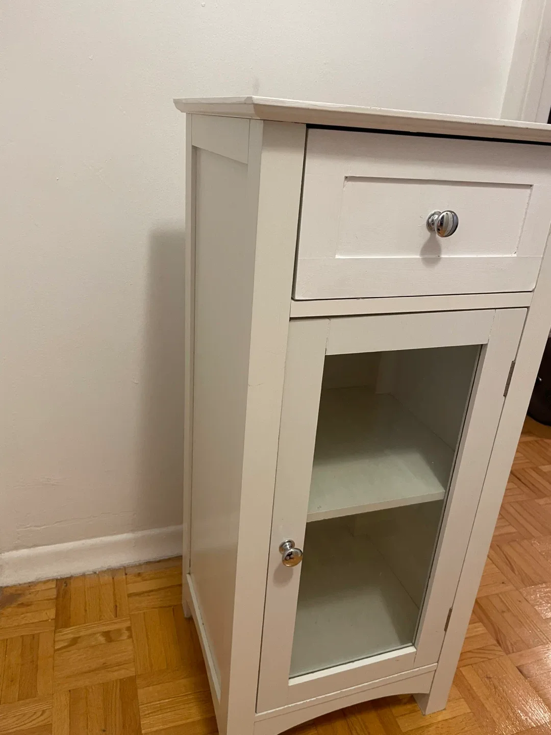 White Cabinet with Drawer image indicator(3)