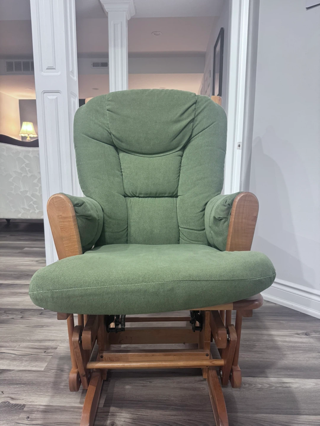 Chanderic Green Rocking Chair with Ottoman - photo 3