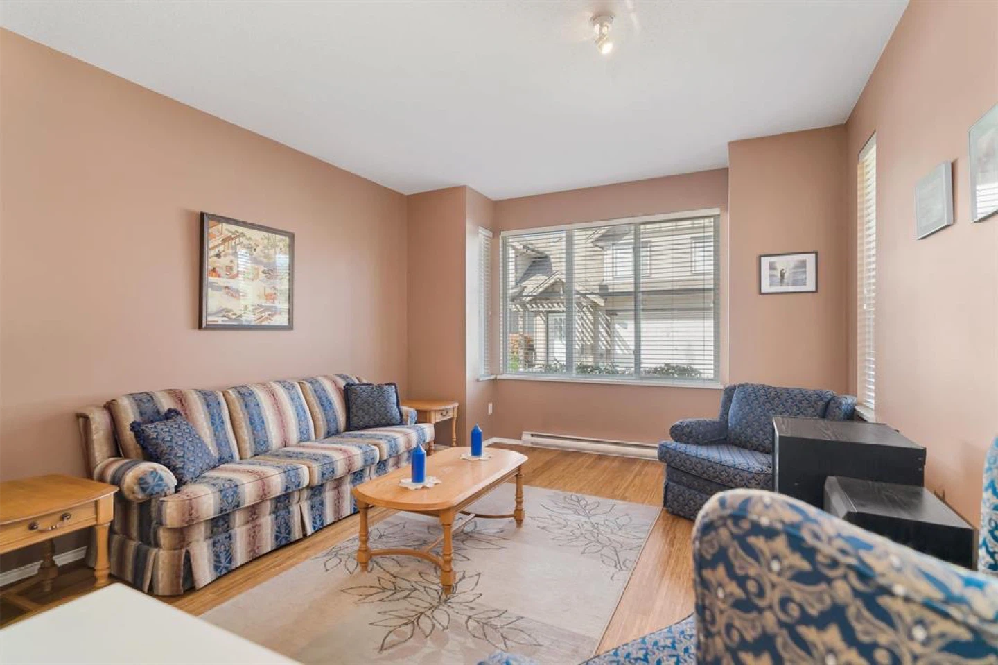 Living Room Furniture - Couch + 2 Chairs