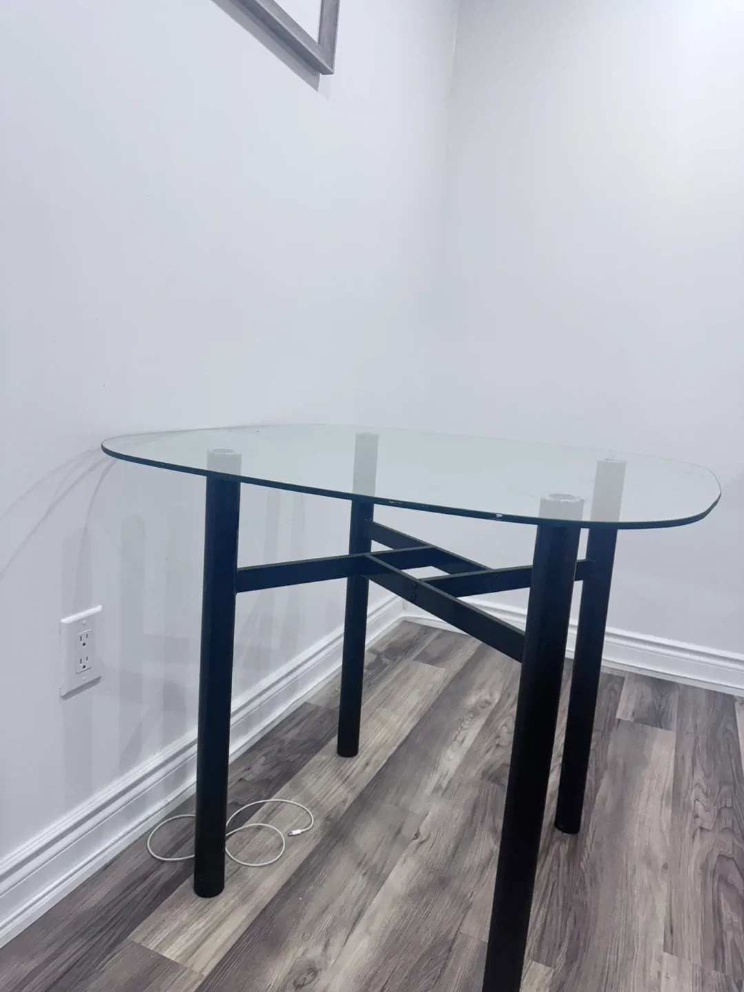 Glass Top Dining Table with Black Legs and table cover image indicator(4)