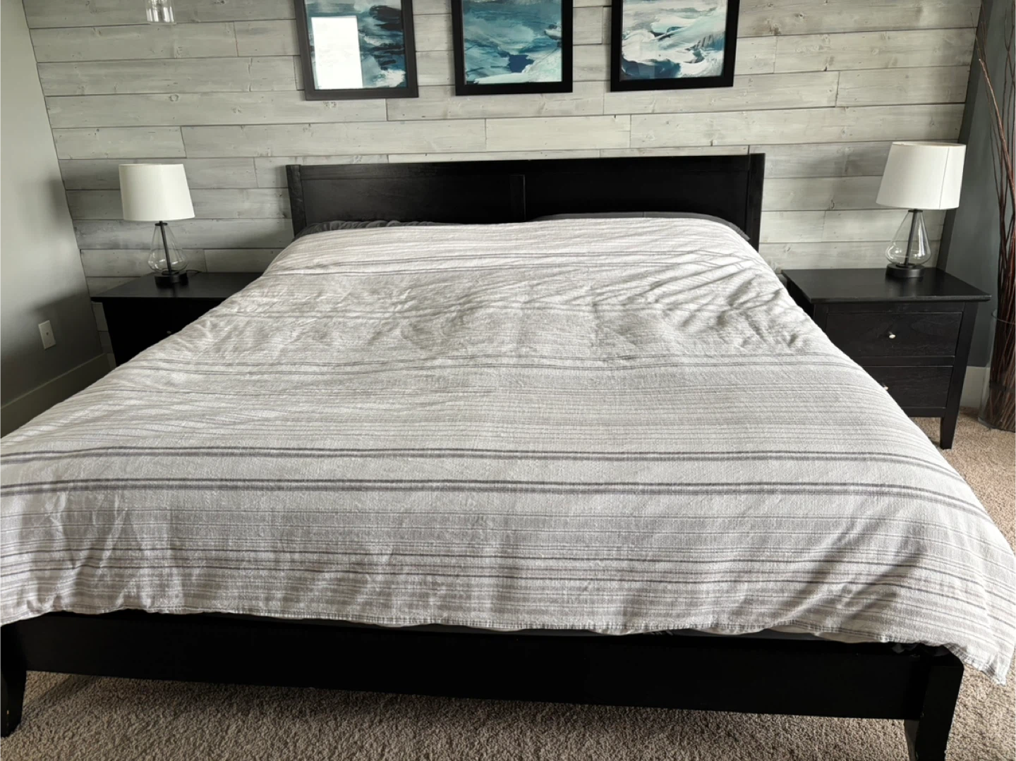 Black Wooden Bed Frame (King Size)
