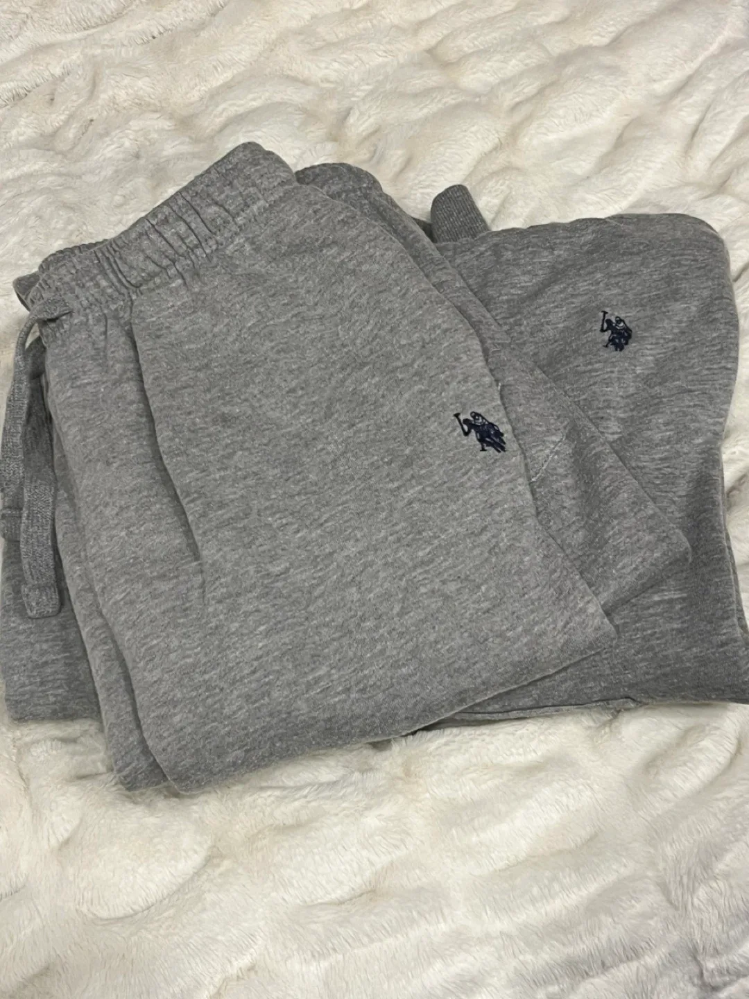 U.S. Polo Assn. Grey Hoodie & Sweatpants - Size M thumbnail