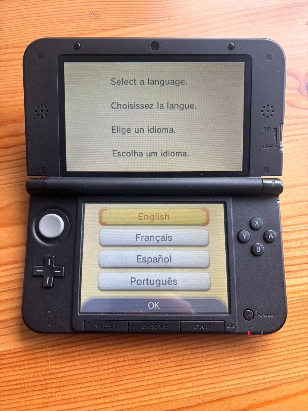 Nintendo 3DS XL-Charger & 4GB SD Card MOVING OUT SALE✈️ image indicator(4)