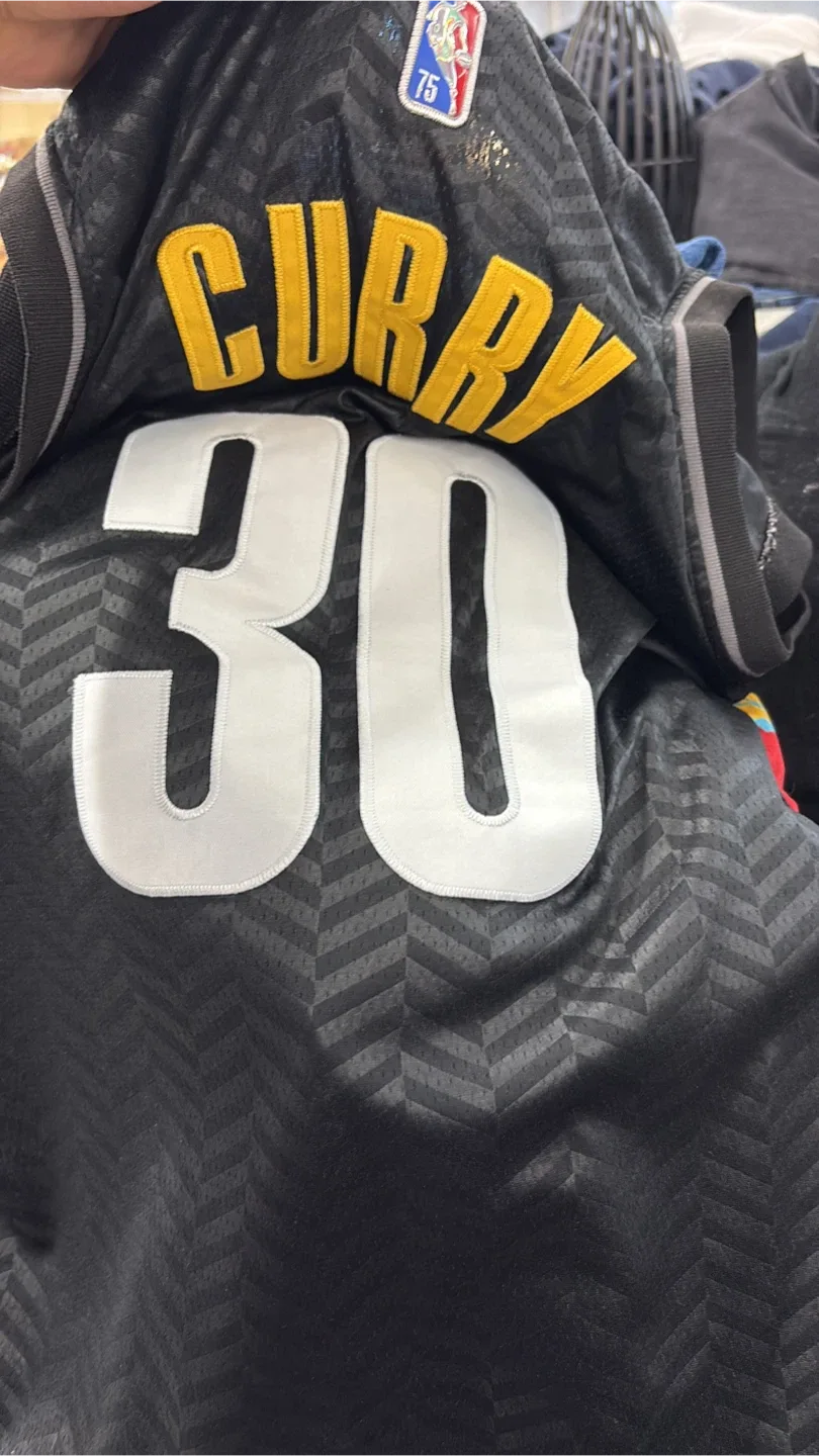 Nike NBA Seth Curry Jersey, Size 48 image indicator(3)