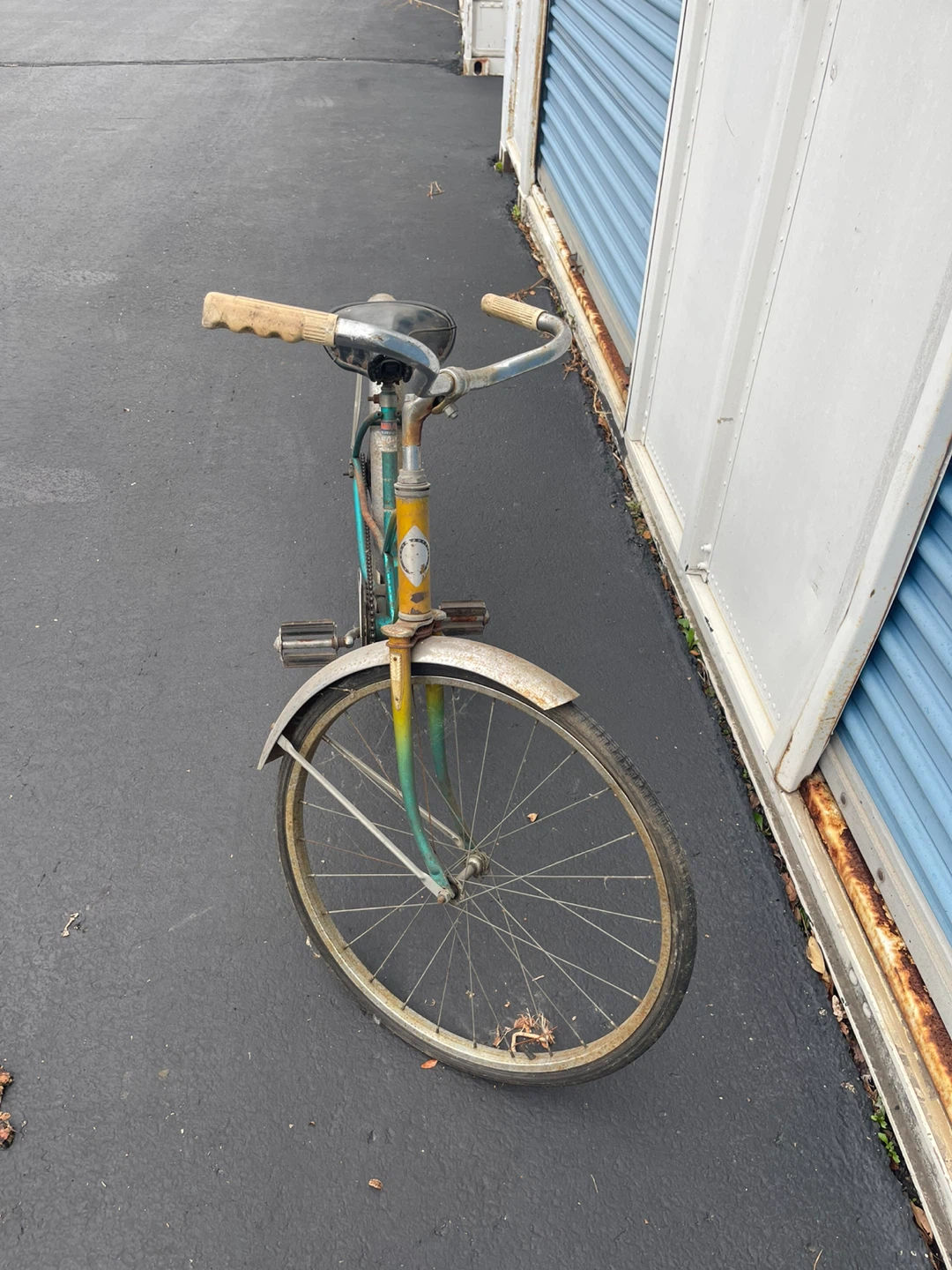 Vintage Lightweight 24-T Bicycle - photo 2