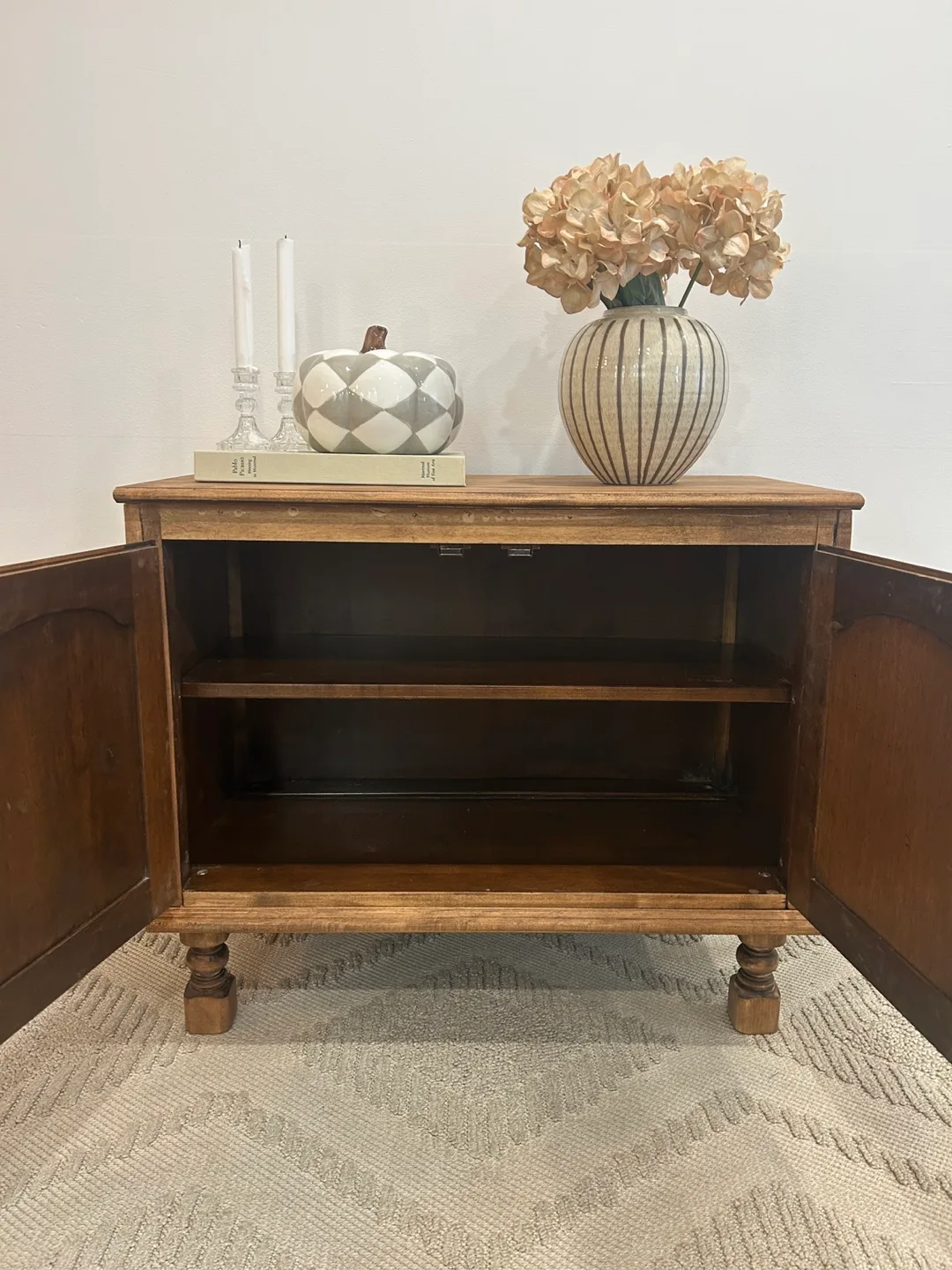 Rustic Wood Cabinets image indicator(3)