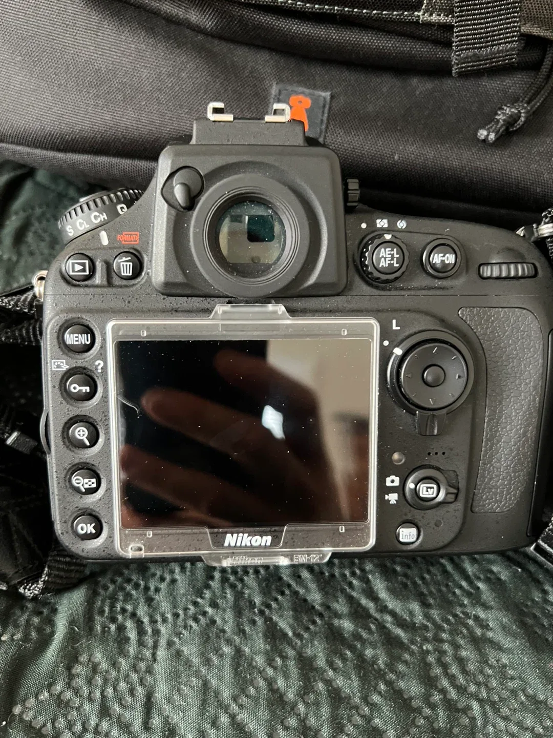 Nikon D800 full frame together with the” holy trinity” of lenses image indicator(9)