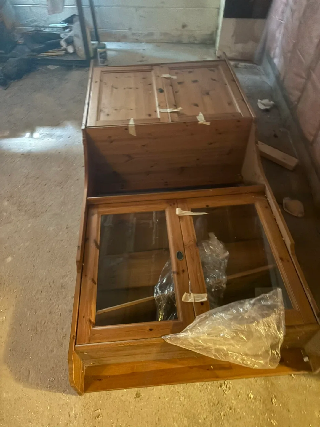 Wooden Hutch Cabinet image indicator(4)