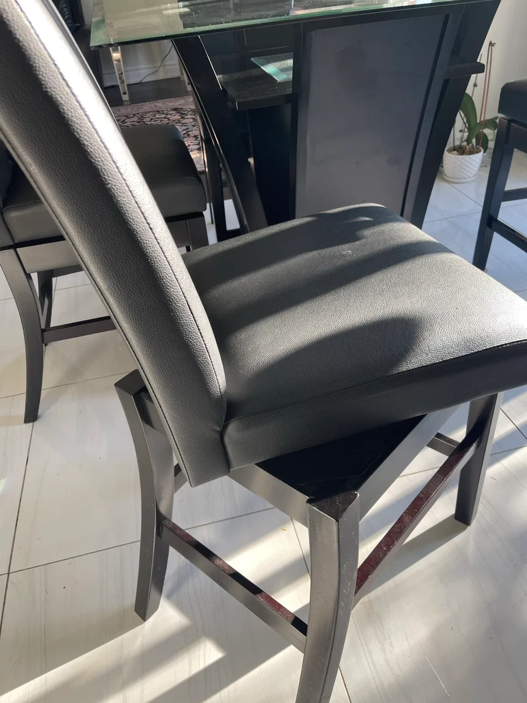 Glass Top Dining Table with 4 Chairs image indicator(4)