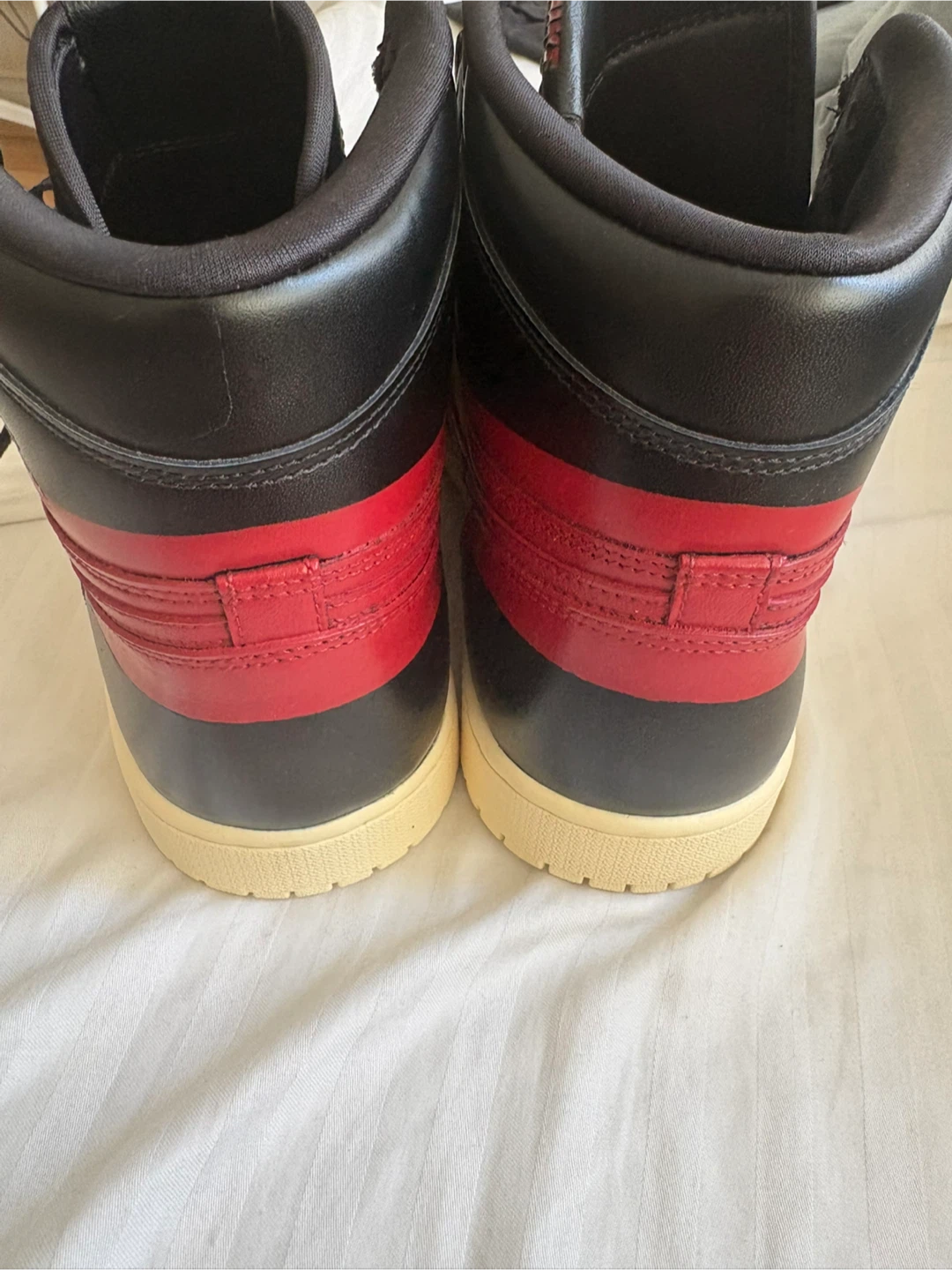 Nike Air Jordan 1 Retro High OG Black/Red