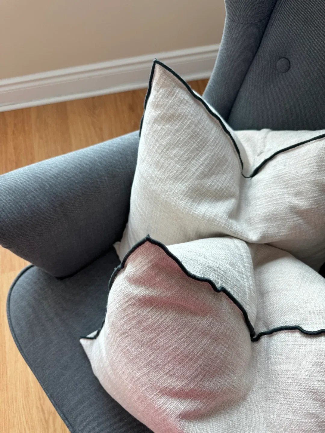 Set of 2 Decorative Throw Pillows with insert image indicator(4)