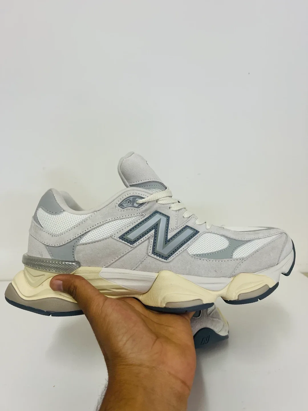 New Balance 9060 Black,White image indicator(3)