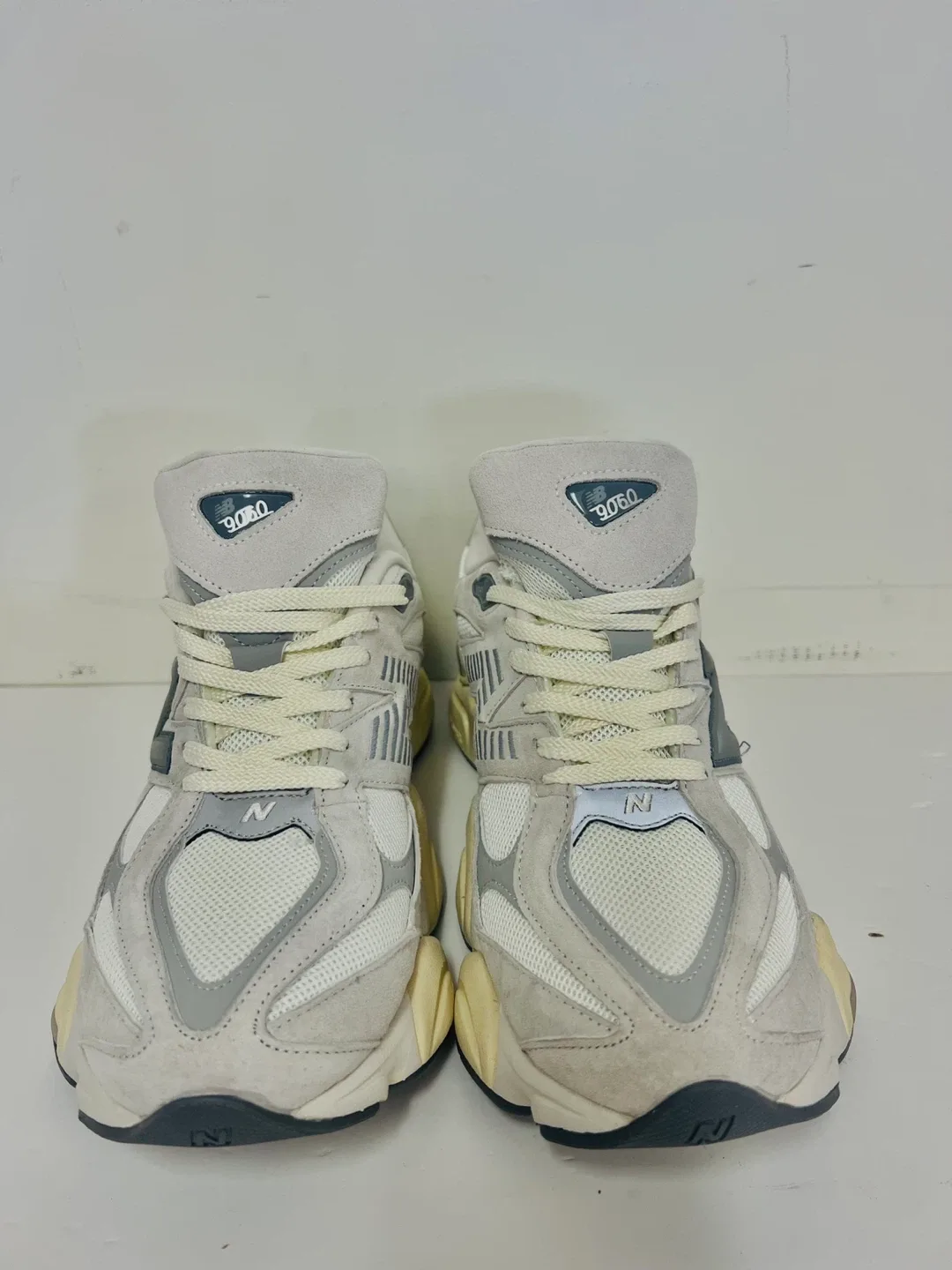 New Balance 9060 Black,White image indicator(4)