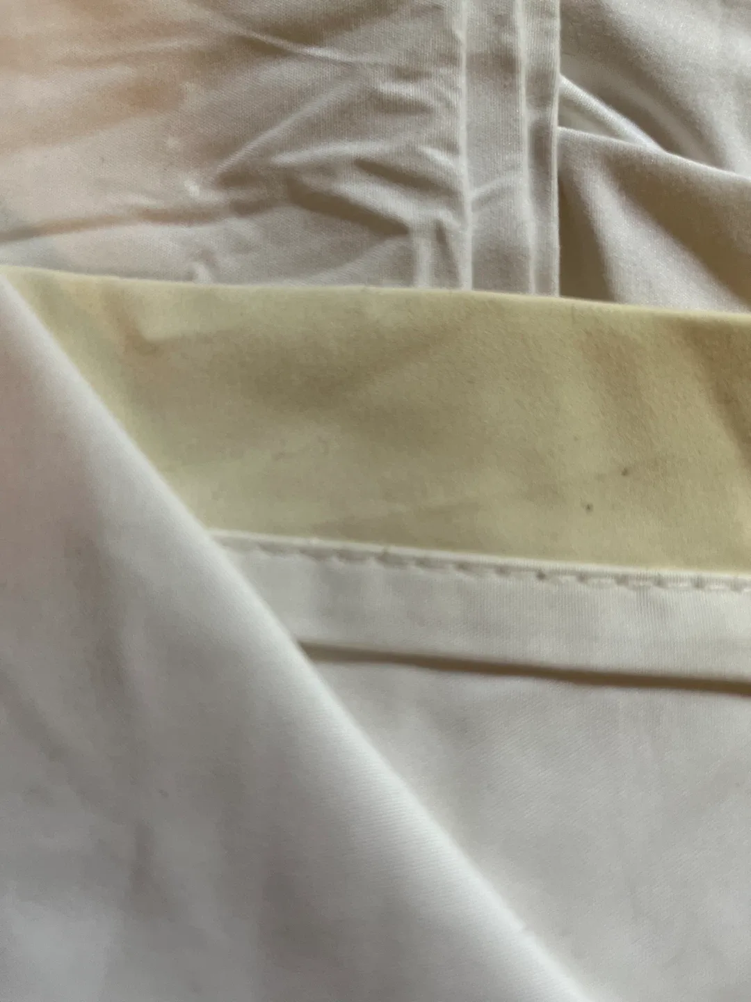 8  PC insulated white drapes. Keeps sun and cold out image indicator(2)