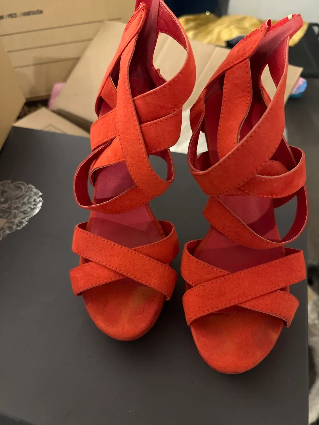 Vince Camuto Red Heels, Size 6 thumbnail