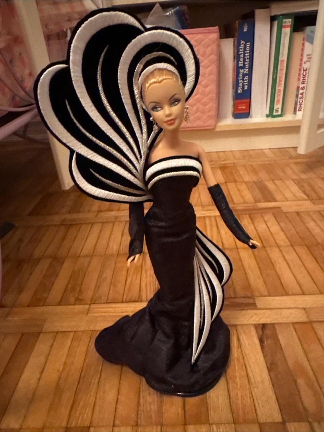 Mattel 45th Anniversary Bob Mackie Barbie Doll image indicator(3)