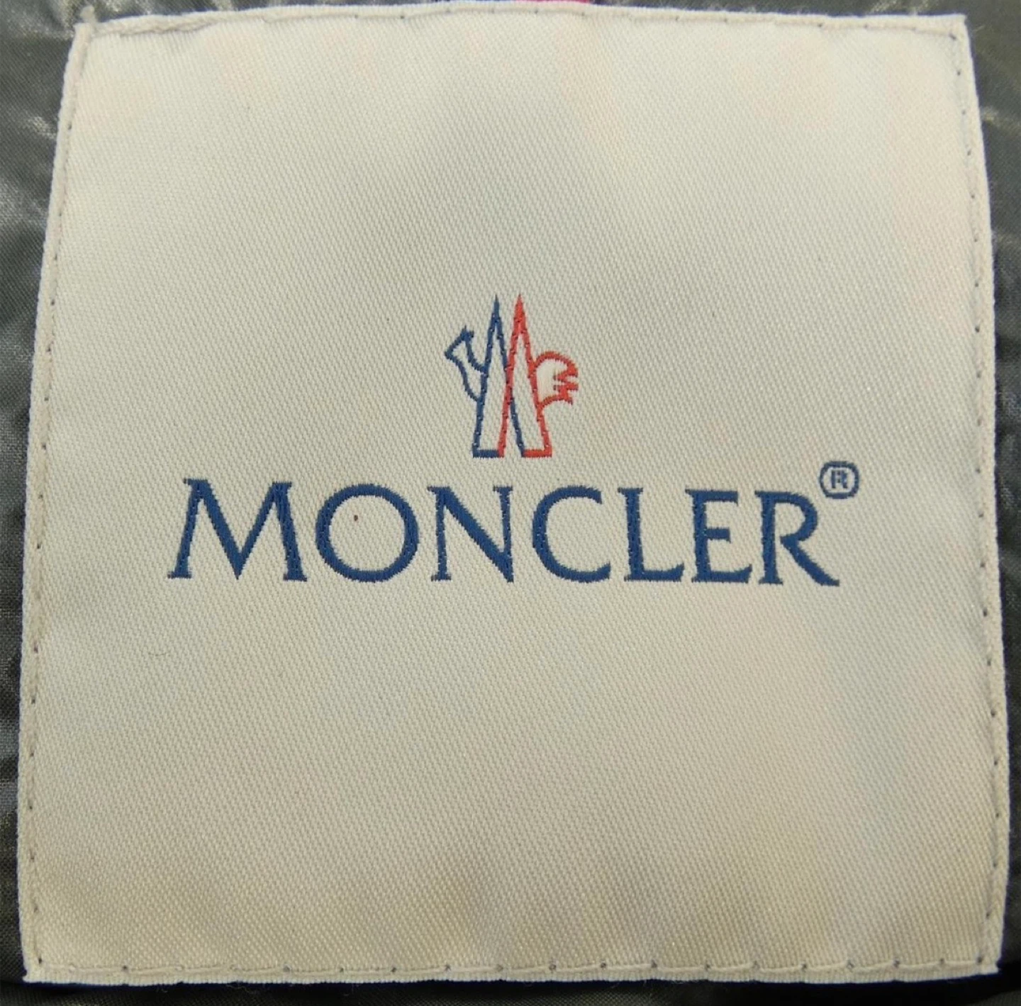Moncler Black Puffer Jacket - photo 3