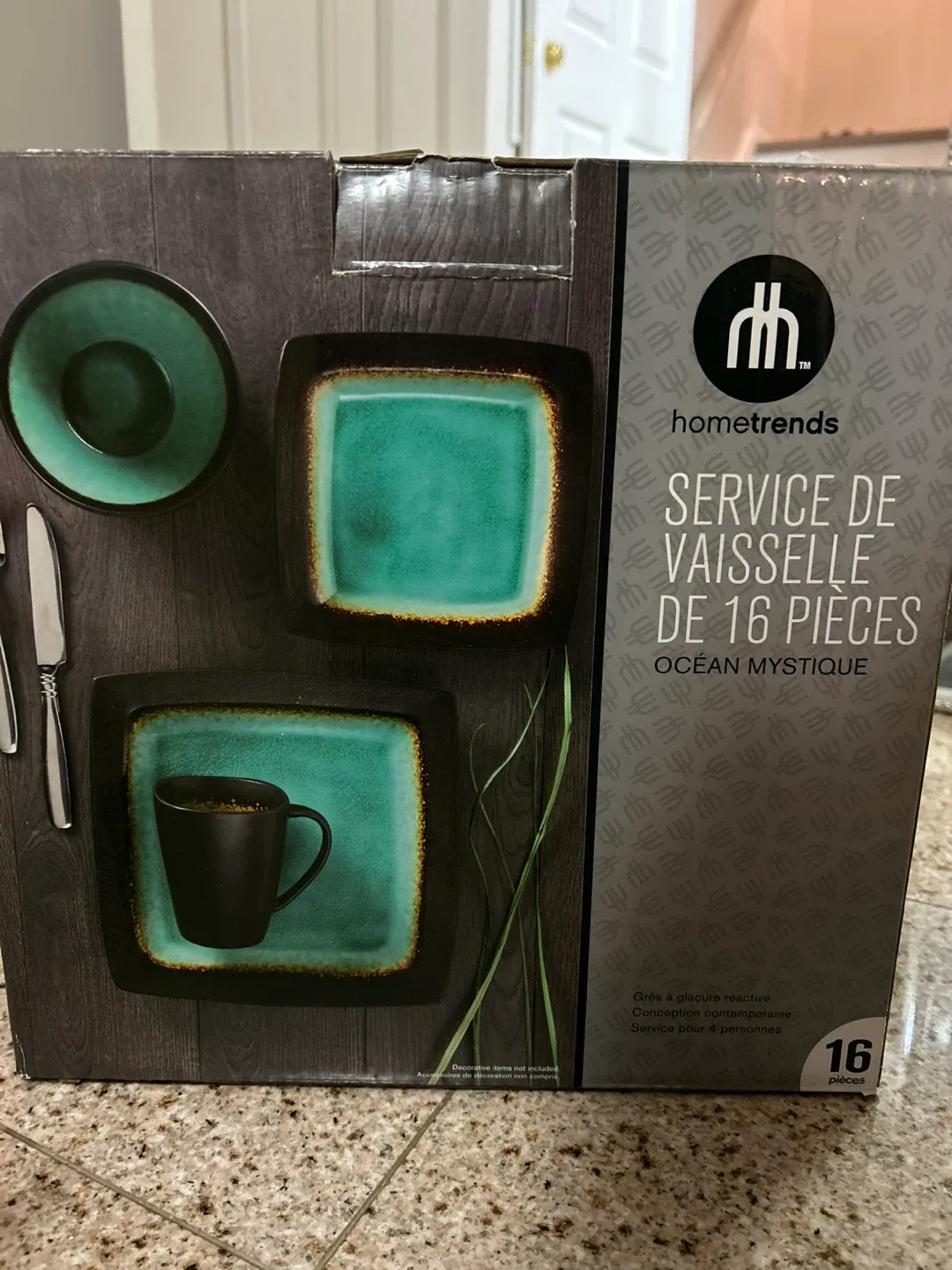 hometrends Océan Mystique Dinnerware Set (total 28 pieces) thumbnail