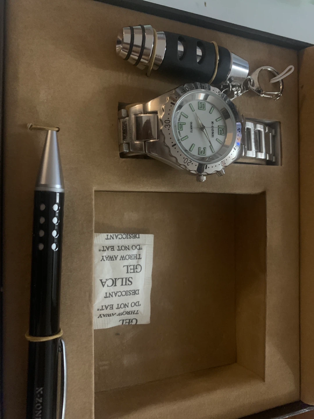 X-Zone Quartz Watch ( new)