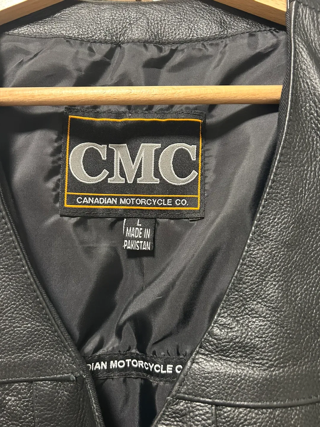 CMC Canadian Motorcycle Co. Leather Vest - Size L image indicator(2)