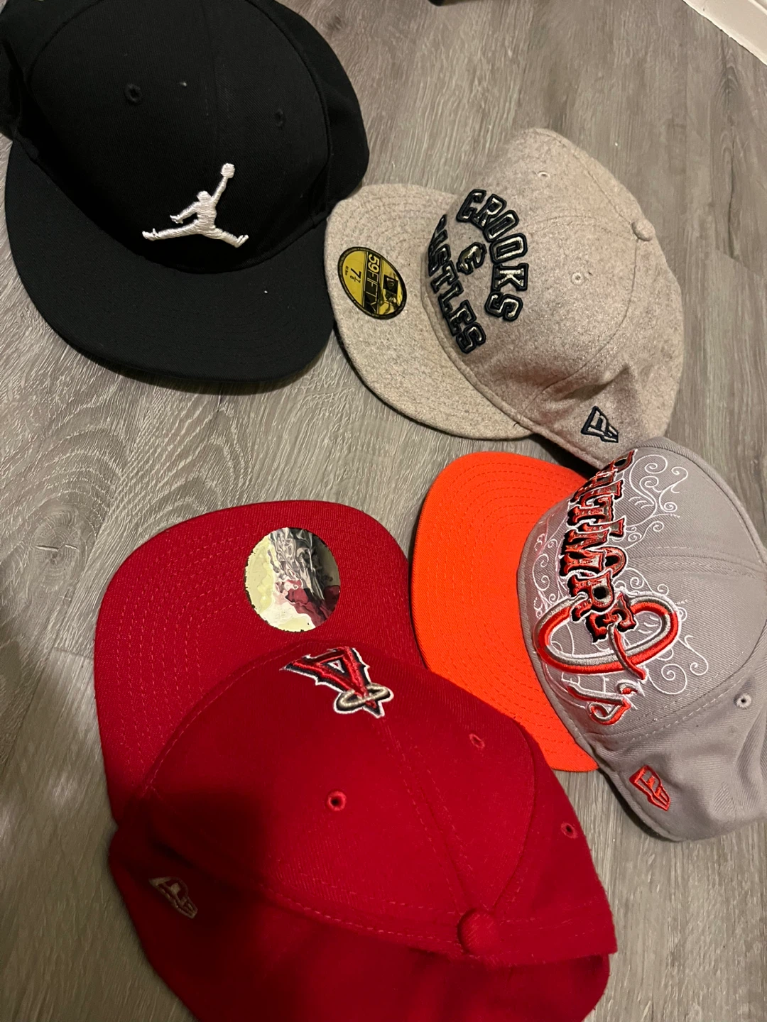 New Era & Jordan Fitted & Baseball Caps - Sizes 7 7/8 - 8
