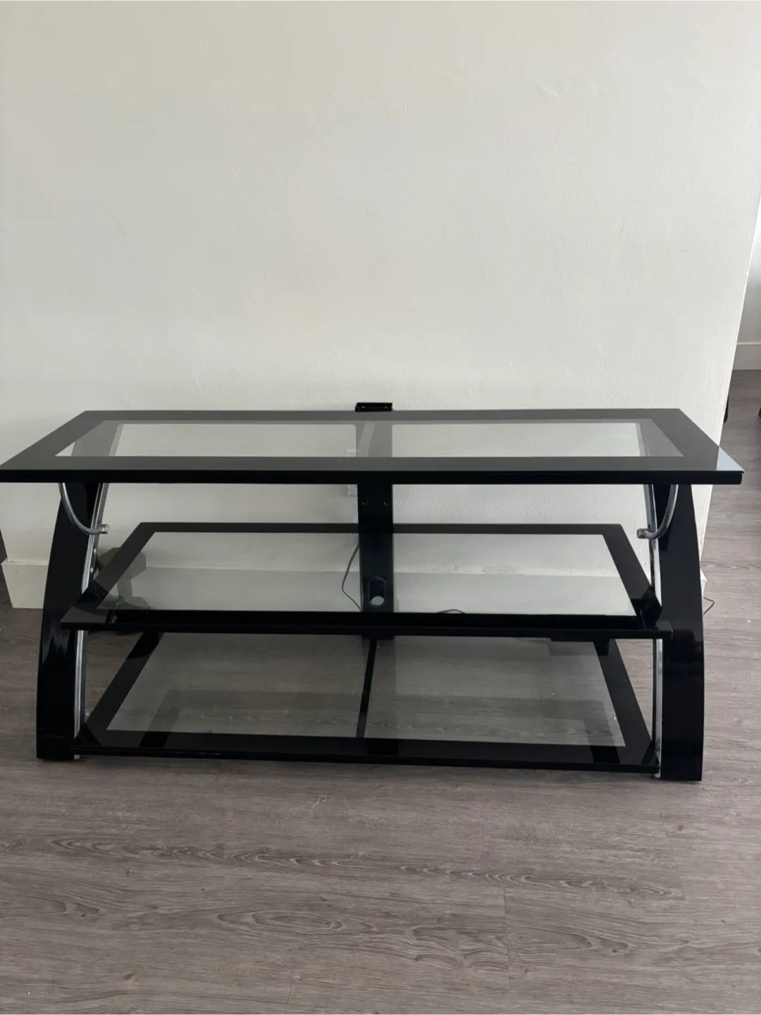 Glass TV Stand 55”- 1.5m length image indicator(4)