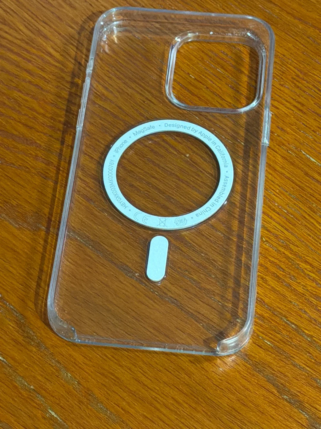 iPhone 15 Pro Max Clear Case with MagSafe by Apple image indicator(2)