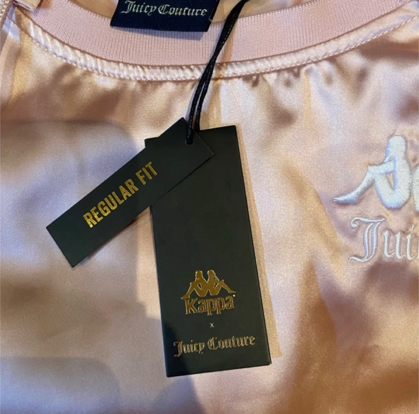 BNWT Juicy Couture x Kappa Satin Pink Cropped Shirt image indicator(3)