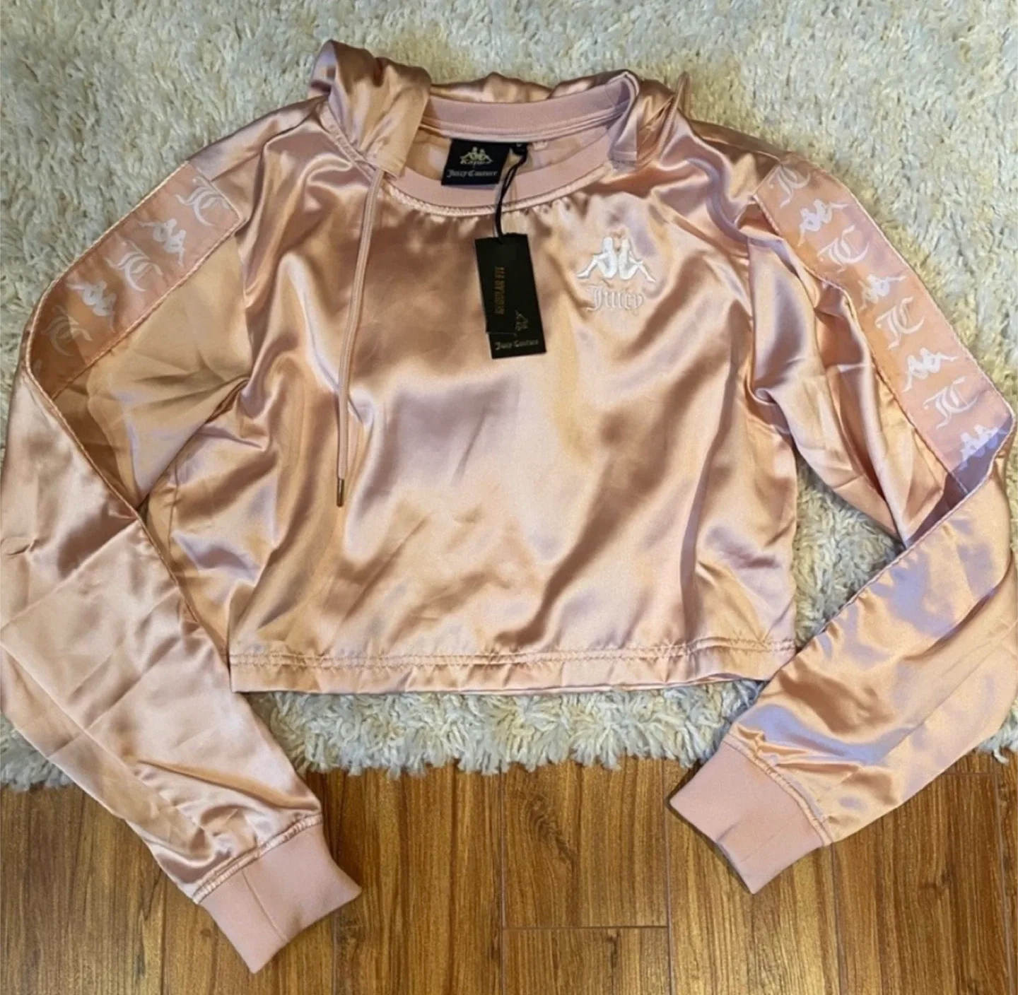 BNWT Juicy Couture x Kappa Satin Pink Cropped Shirt thumbnail