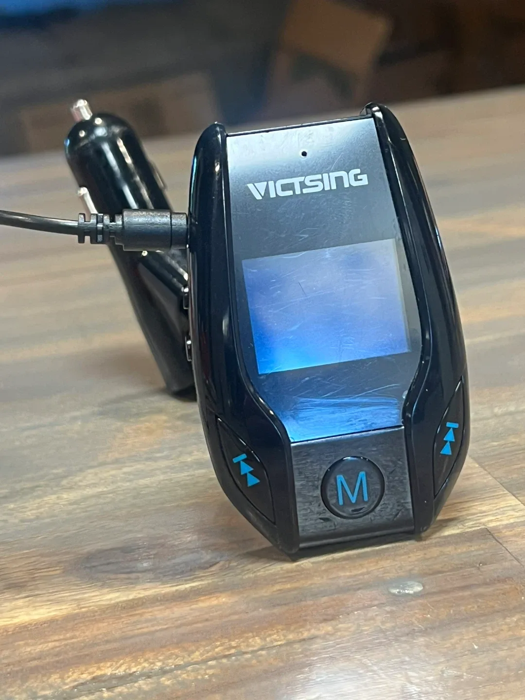 VicTsing Bluetooth FM Transmitter Car Kit image indicator(2)
